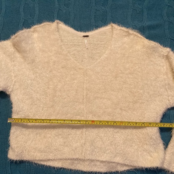Free People sweater, so soft! Size M - Picture 5 of 5